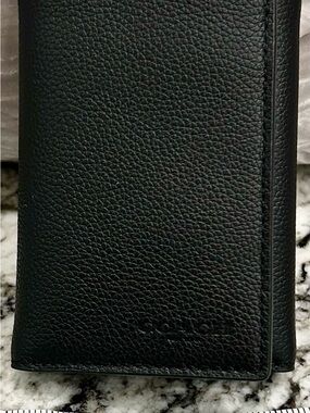 Men’s Coach Black Pebbled Leather Tri Fold Wallet